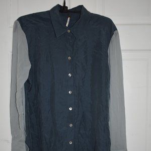 Free people button dowshirt new without tags size